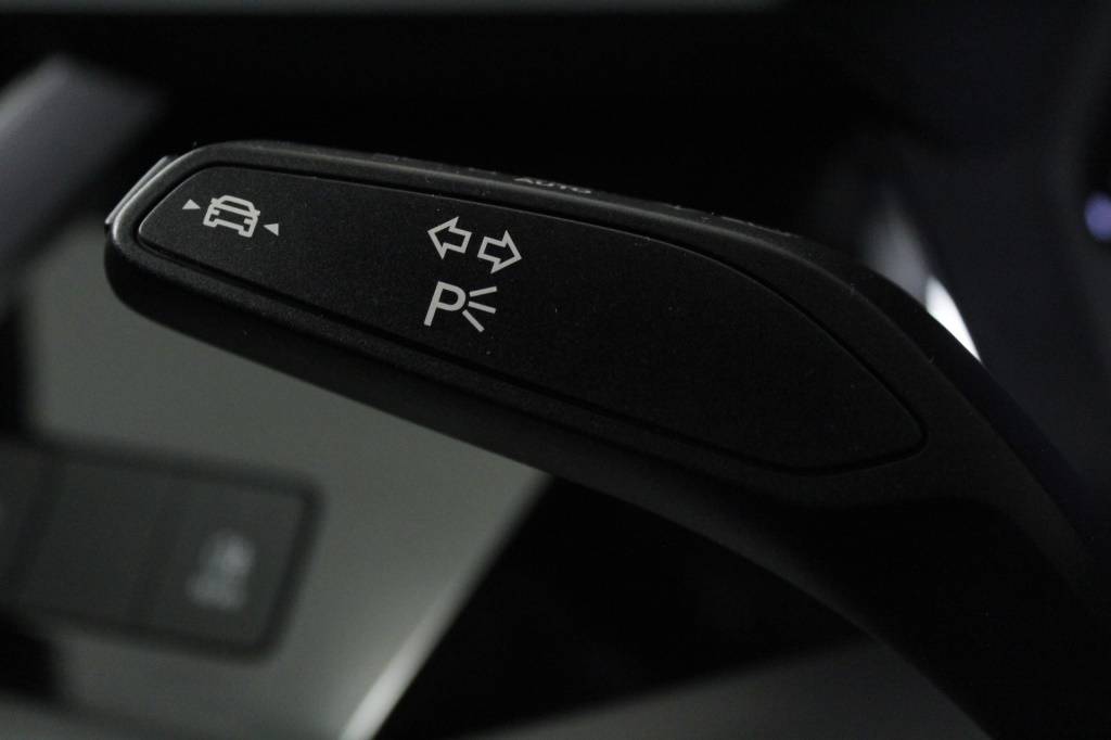audi-a3-sportback-2024-diesel-1968cc