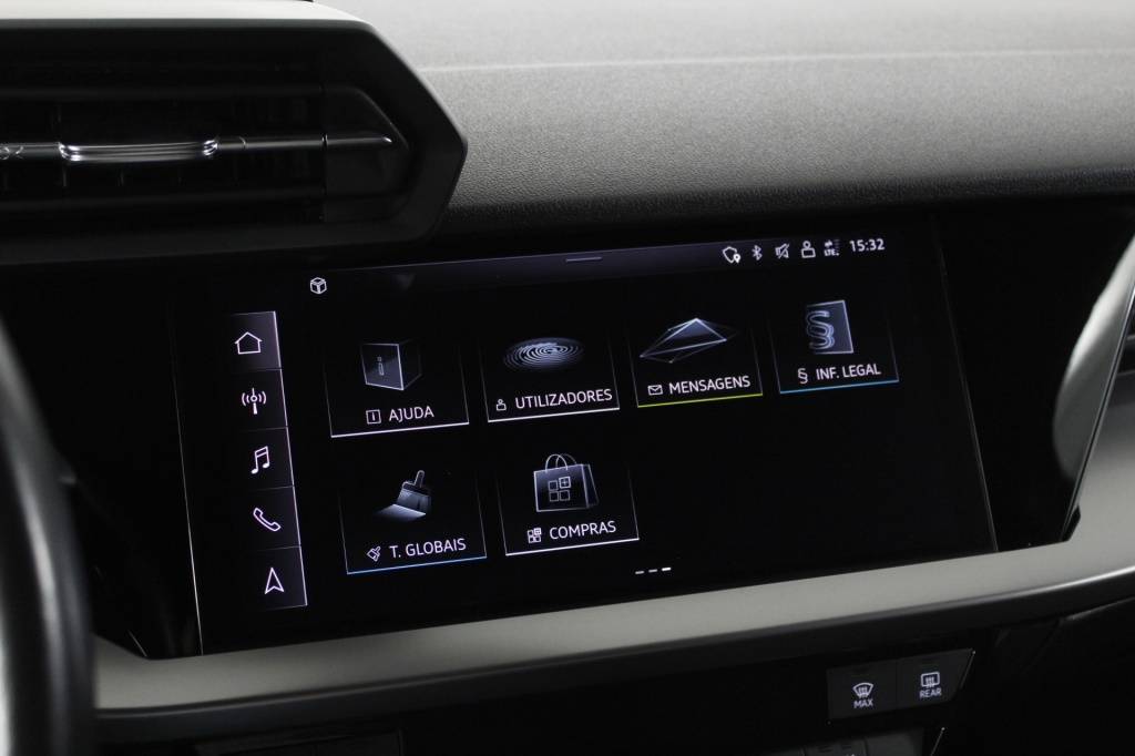 audi-a3-sportback-2024-diesel-1968cc
