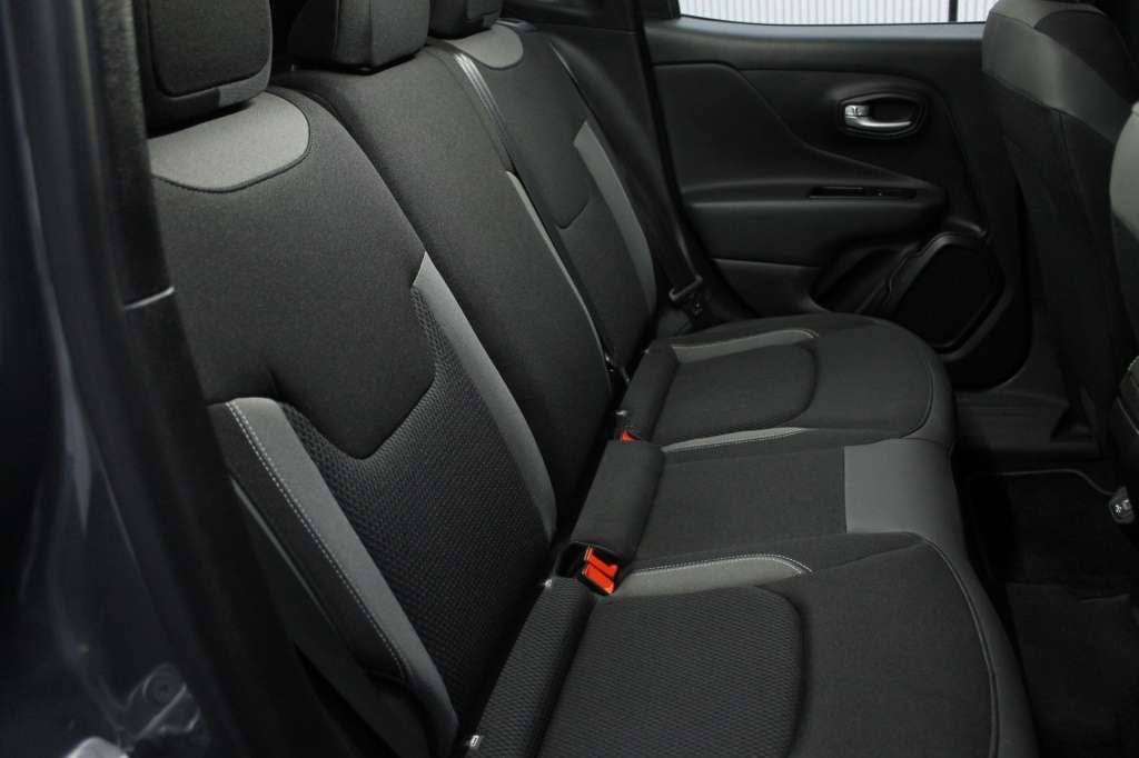 jeep-renegade-2023-hibrido-1332cc