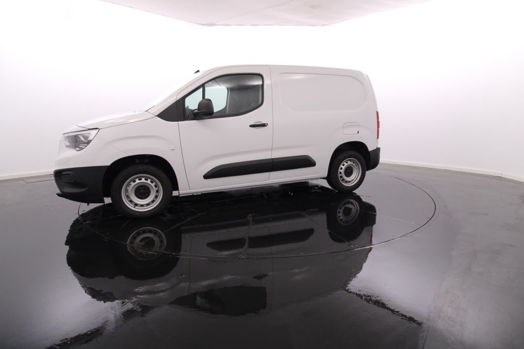 opel-combo-2024-diesel-1499cc