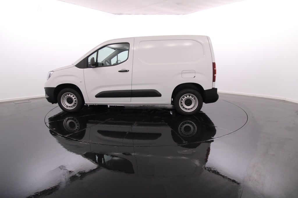 opel-combo-2024-diesel-1499cc