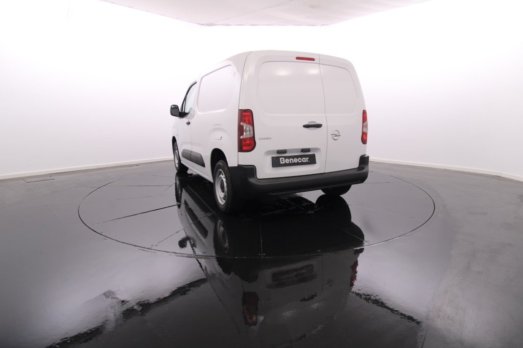 opel-combo-2024-diesel-1499cc