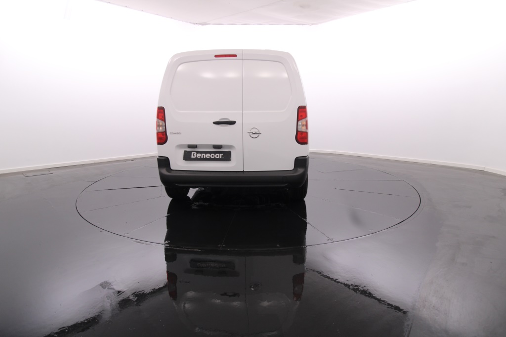 opel-combo-2024-diesel-1499cc