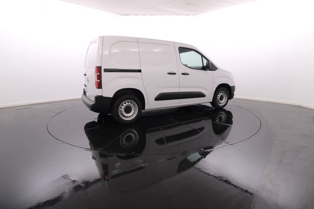 opel-combo-2024-diesel-1499cc