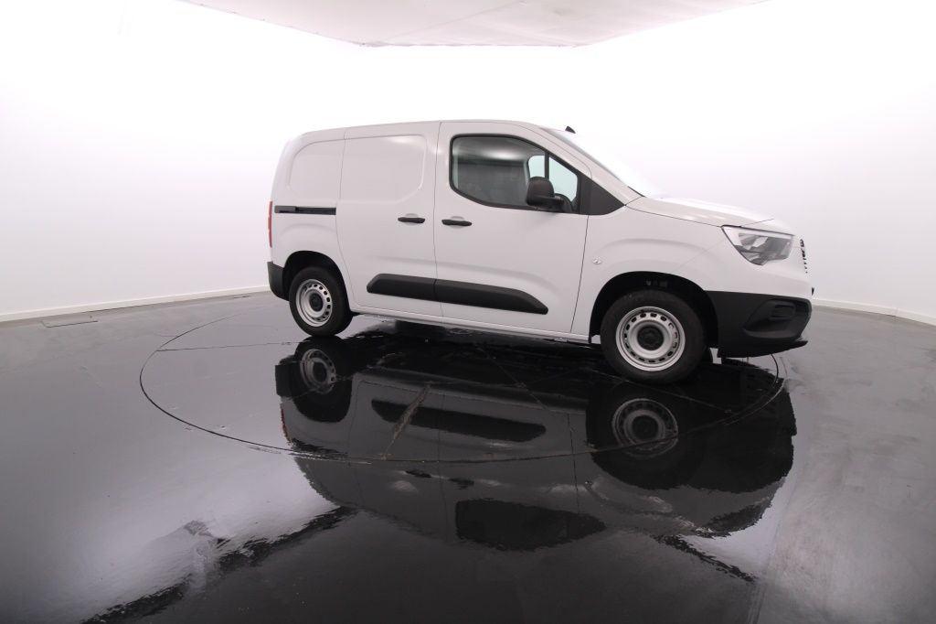 opel-combo-2024-diesel-1499cc