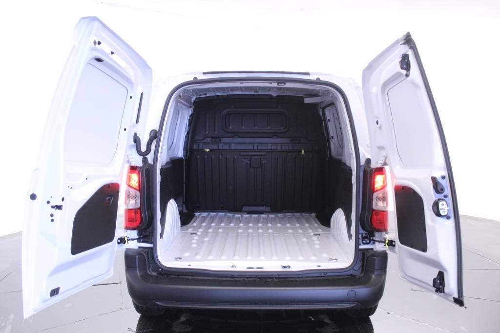 opel-combo-2024-diesel-1499cc