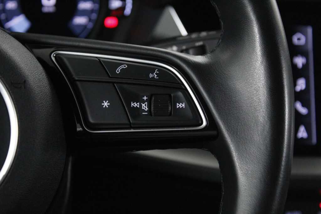 audi-a3-sportback-2024-diesel-1968cc