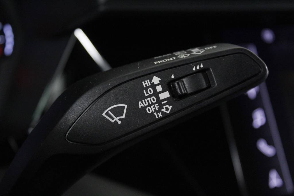 audi-a3-sportback-2024-diesel-1968cc
