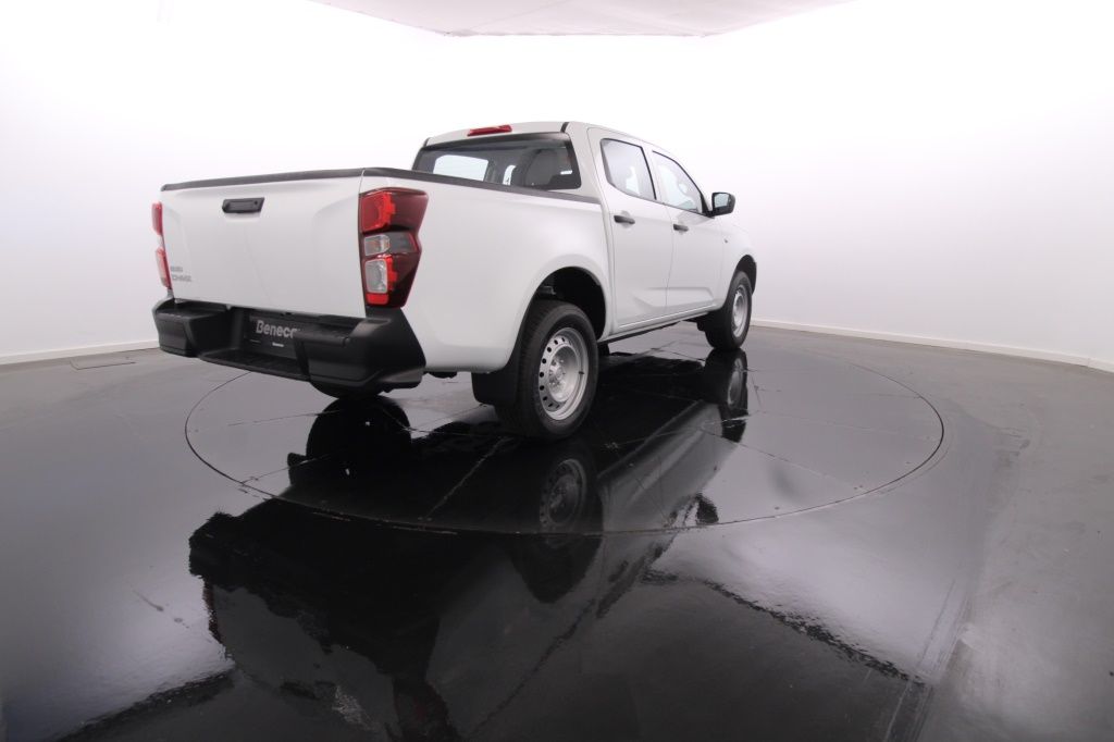 isuzu-d-max-2024-diesel-1898cc