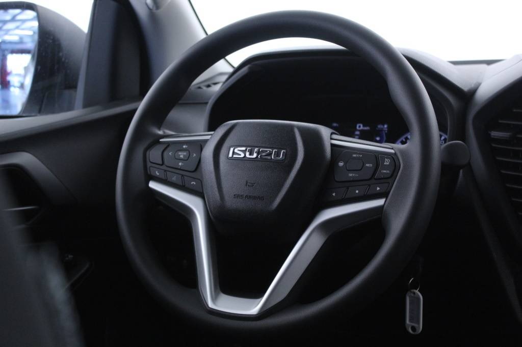 isuzu-d-max-2024-diesel-1898cc