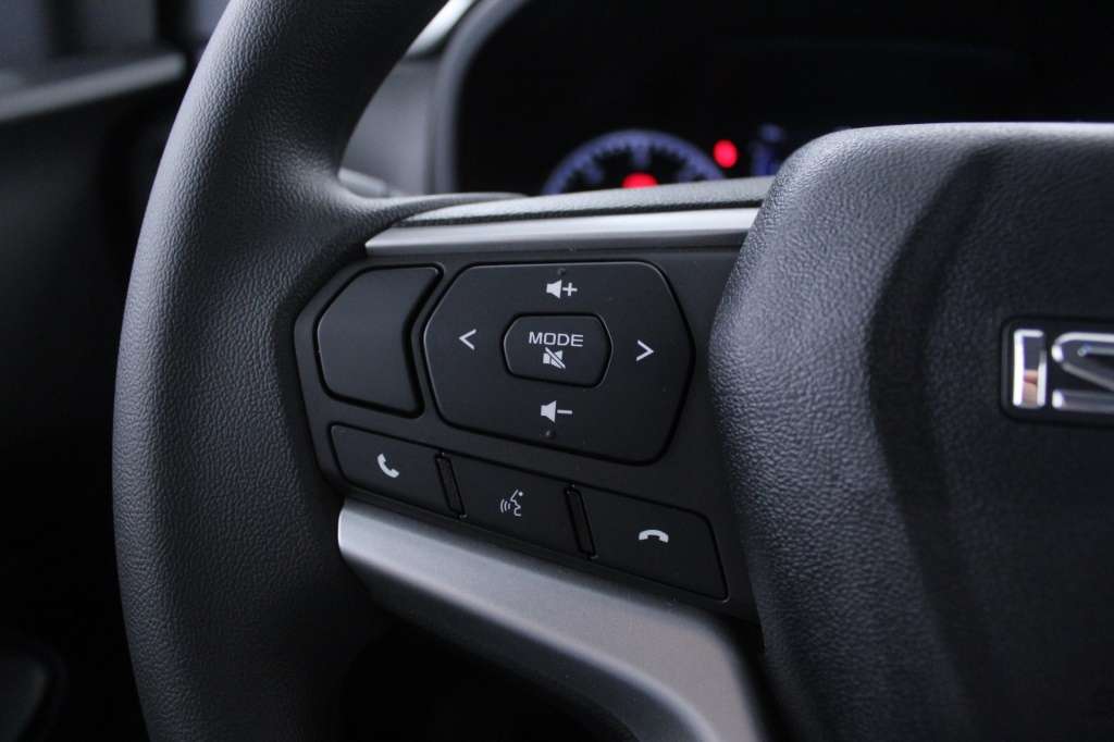 isuzu-d-max-2024-diesel-1898cc