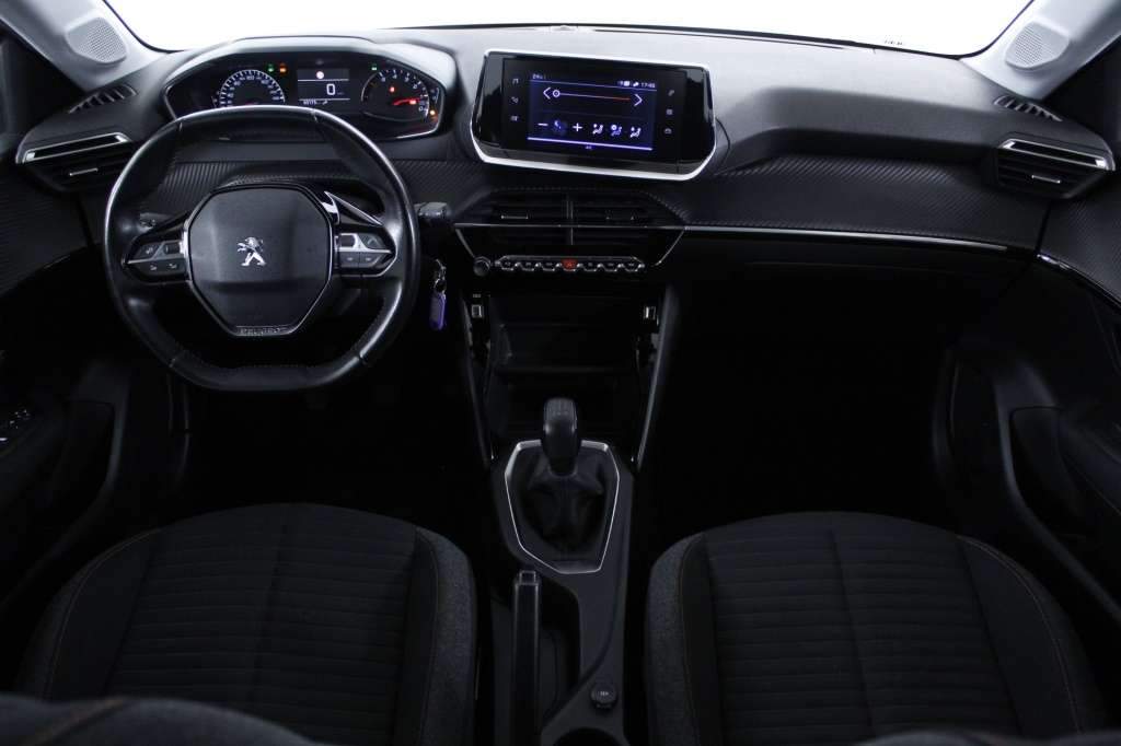 peugeot-208-2021-gasolina-1199cc