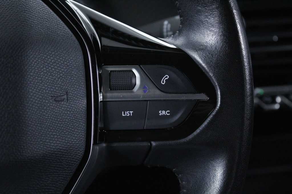 peugeot-208-2021-gasolina-1199cc