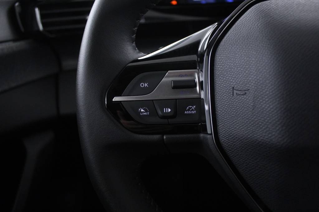 peugeot-308-sw-2024-gasolina-1199cc