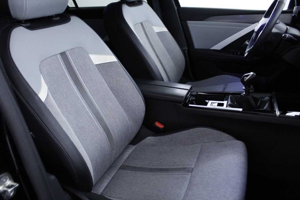 opel-astra-2023-gasolina-1199cc