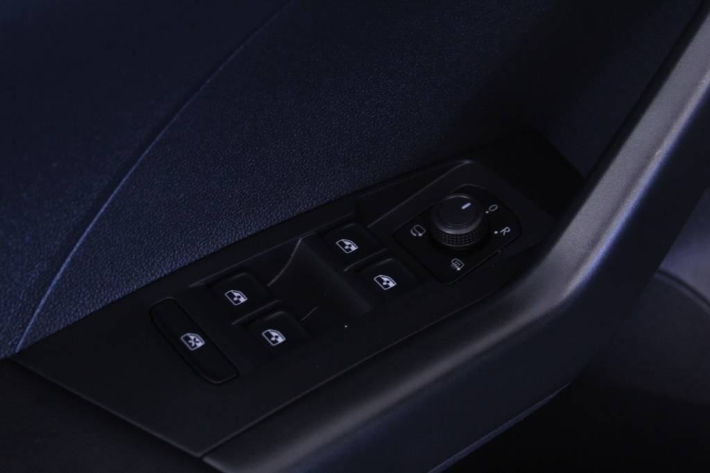 volkswagen-t-cross-2023-gasolina-999cc