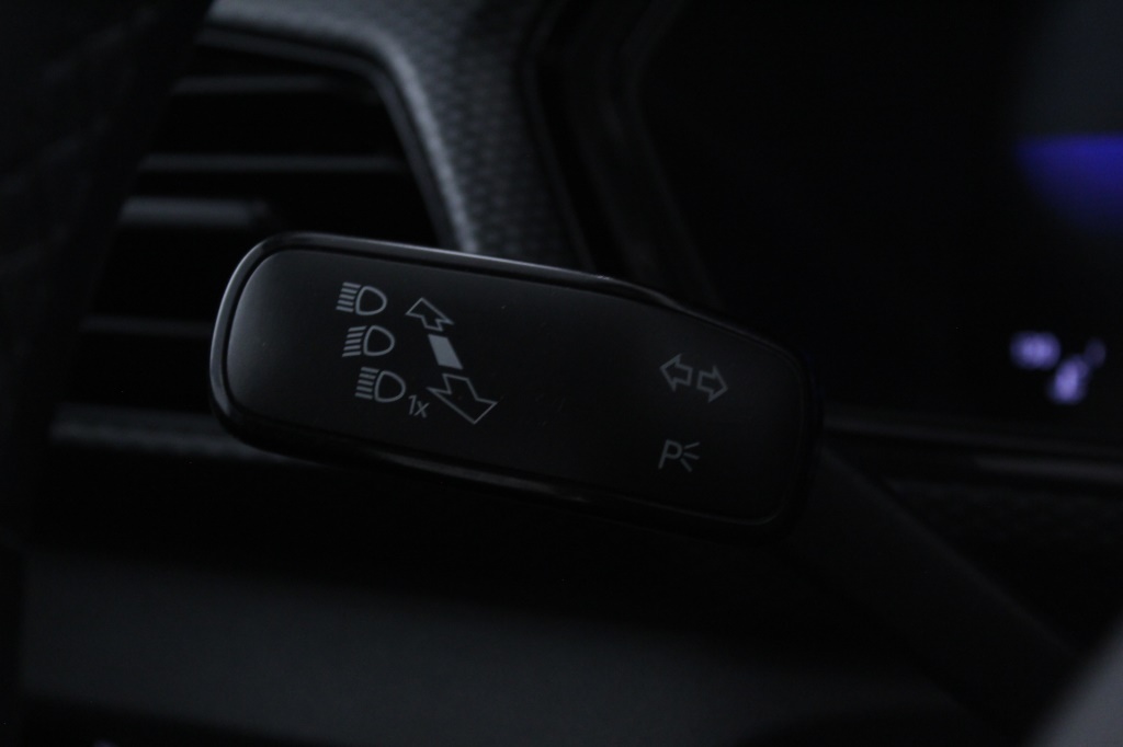 volkswagen-t-cross-2023-gasolina-999cc