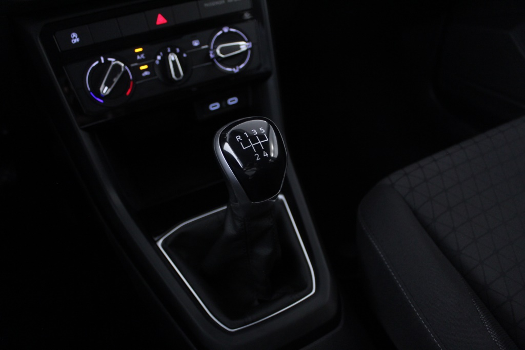 volkswagen-t-cross-2023-gasolina-999cc