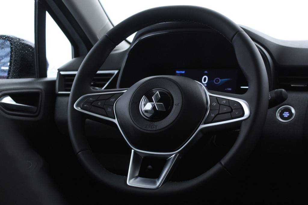 mitsubishi-colt-2024-gasolina-999cc