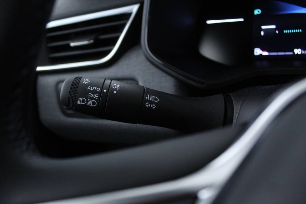 mitsubishi-colt-2024-gasolina-999cc
