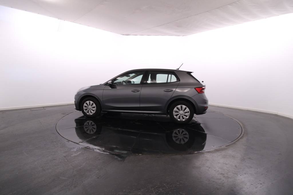 skoda-fabia-2023-gasolina-999cc