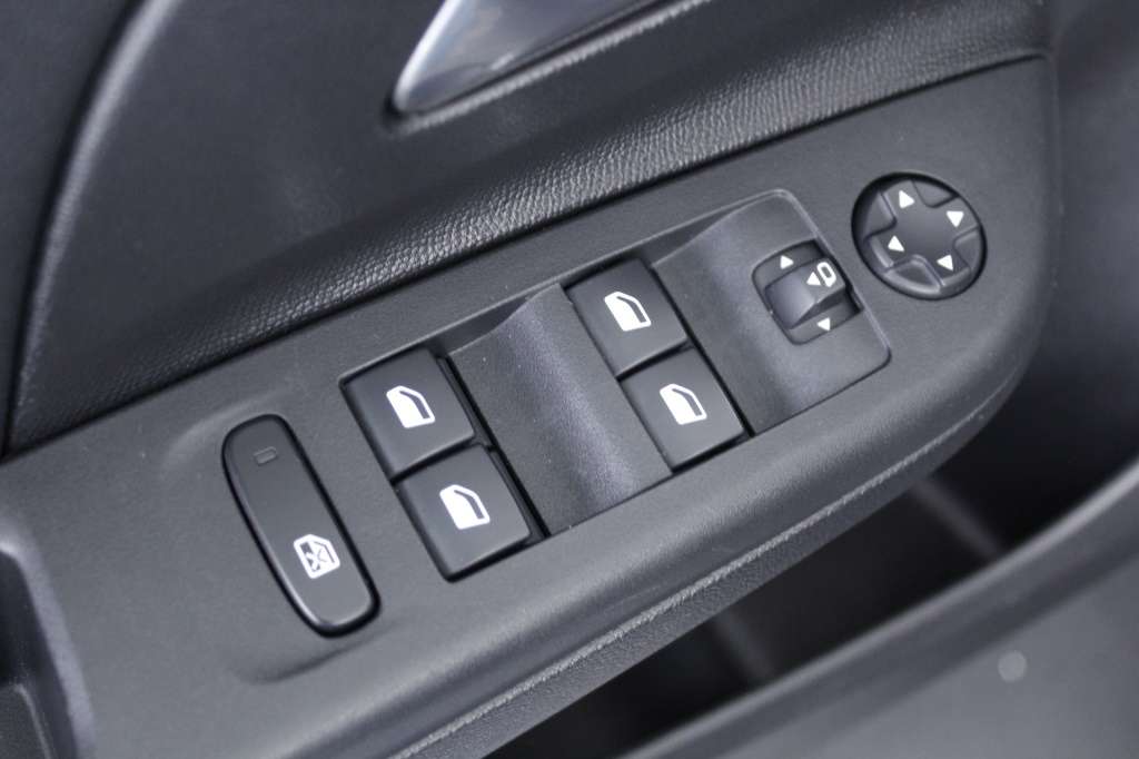 opel-corsa-2024-gasolina-1199cc