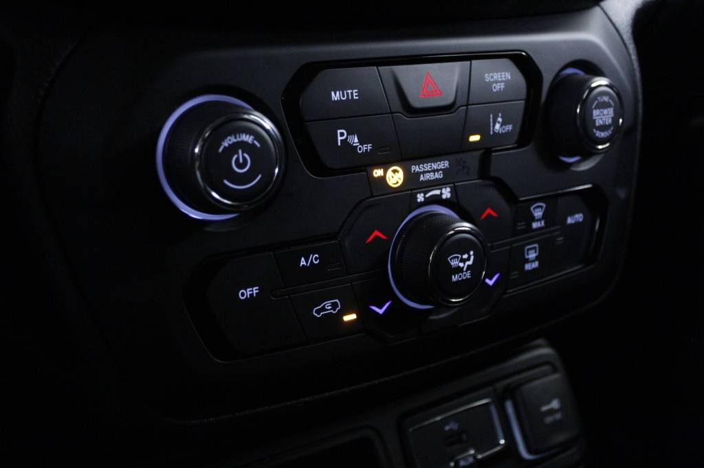 jeep-renegade-2018-diesel-1598cc