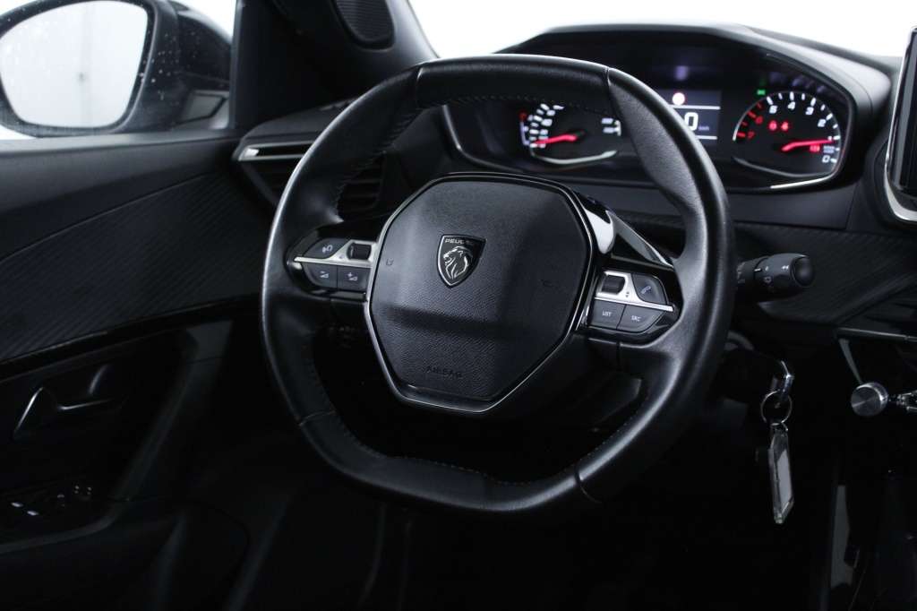 peugeot-2008-2024-gasolina-1199cc