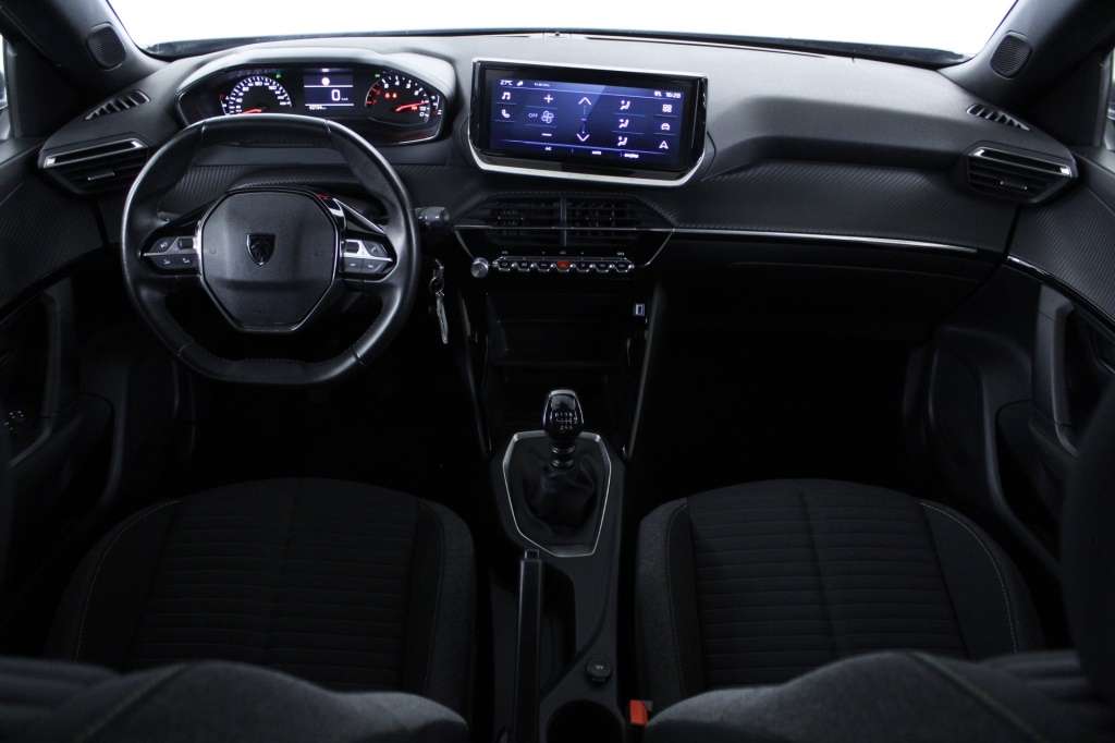 peugeot-2008-2024-gasolina-1199cc