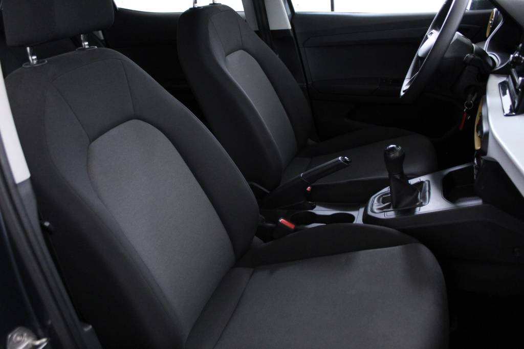seat-ibiza-2023-gasolina-999cc