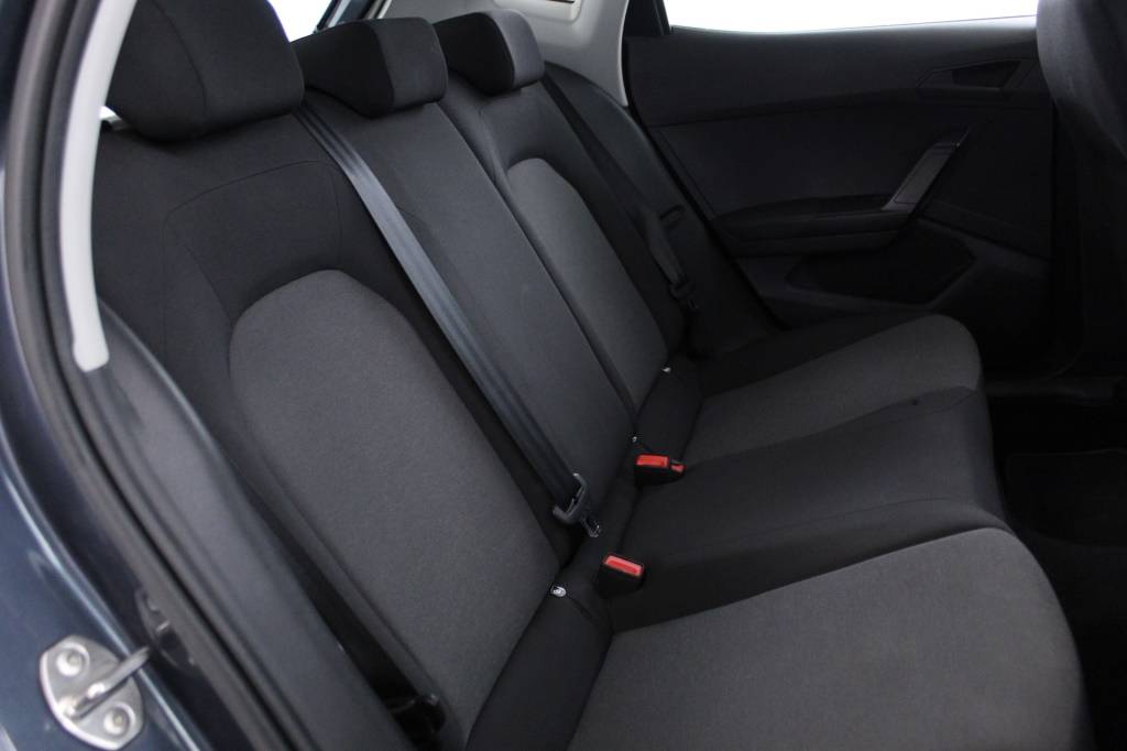 seat-ibiza-2023-gasolina-999cc