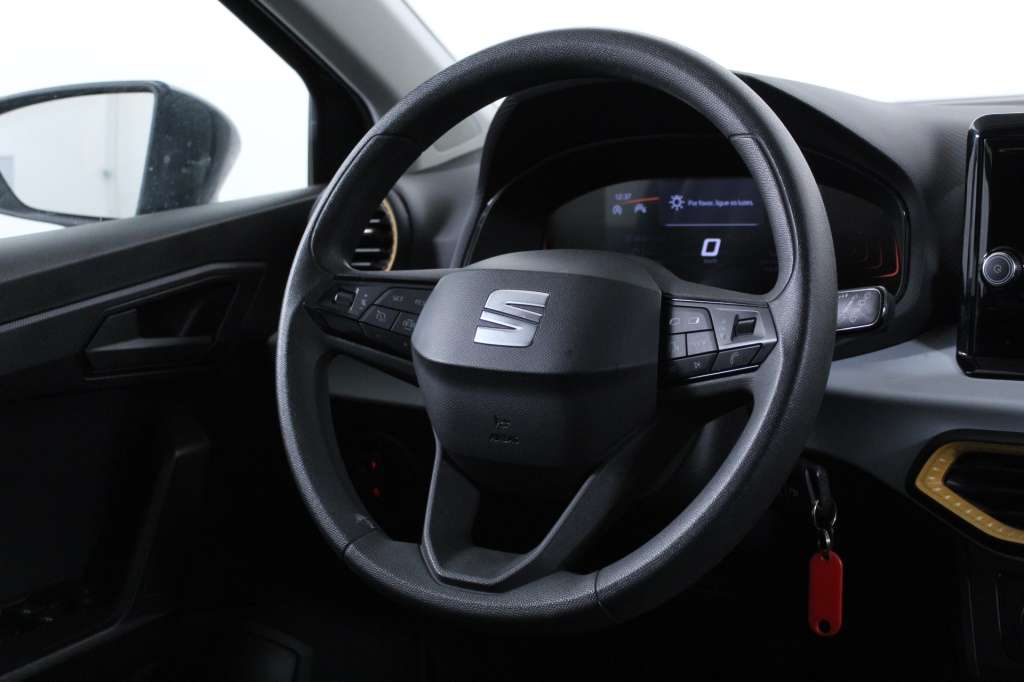 seat-ibiza-2023-gasolina-999cc