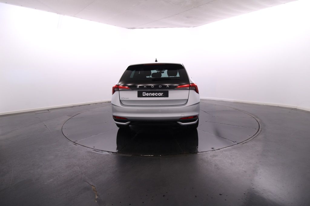 skoda-scala-2024-gasolina-999cc