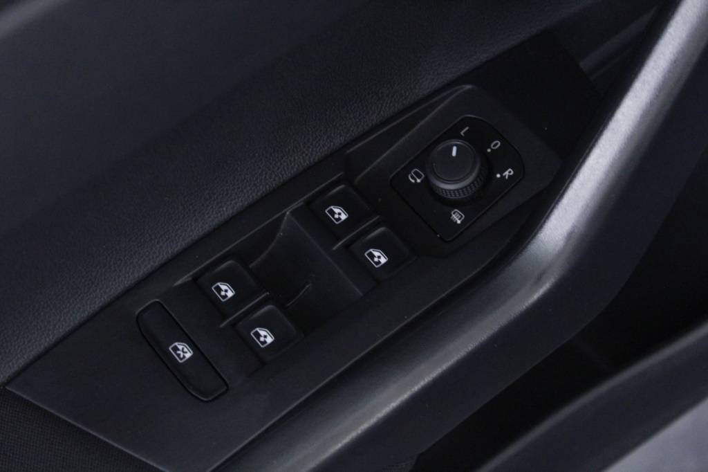 volkswagen-taigo-2024-gasolina-999cc