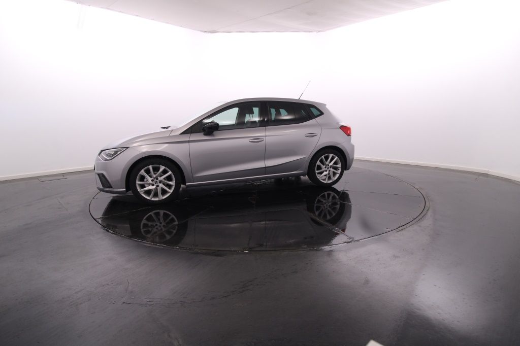 seat-ibiza-2023-gasolina-999cc