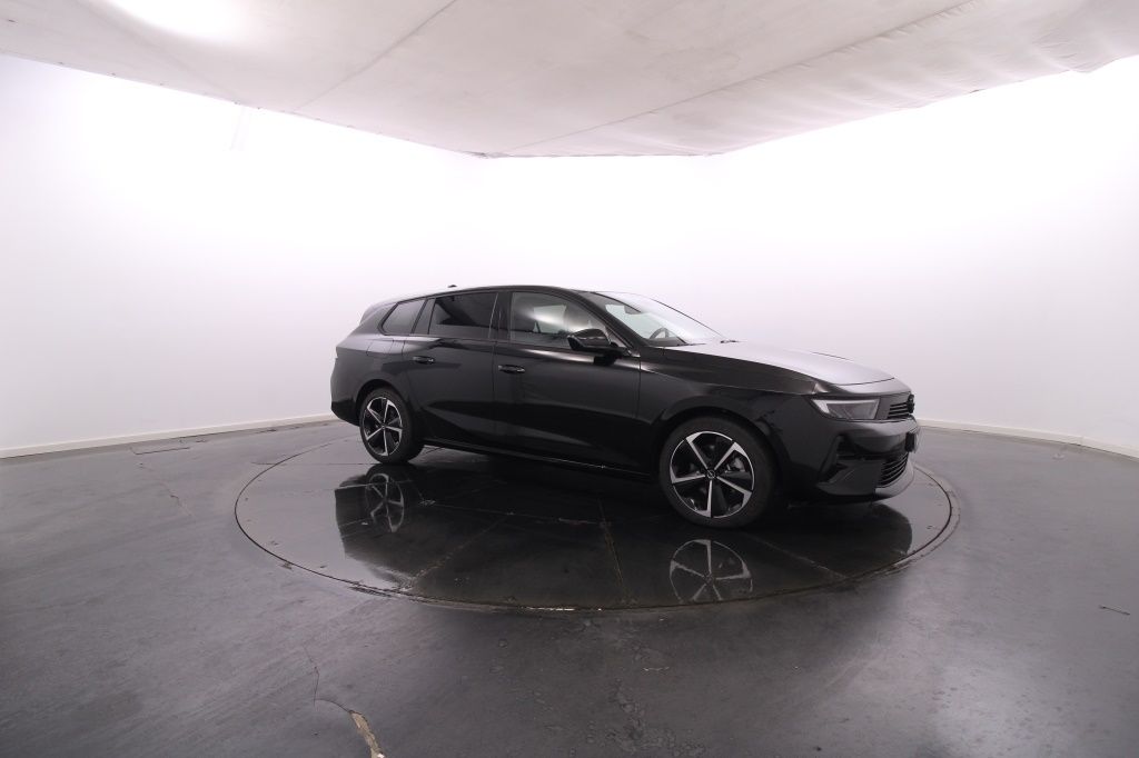 opel-astra-sport-tourer-2025-hibrido-1199cc