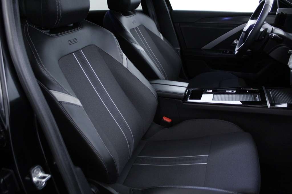 opel-astra-sport-tourer-2025-hibrido-1199cc