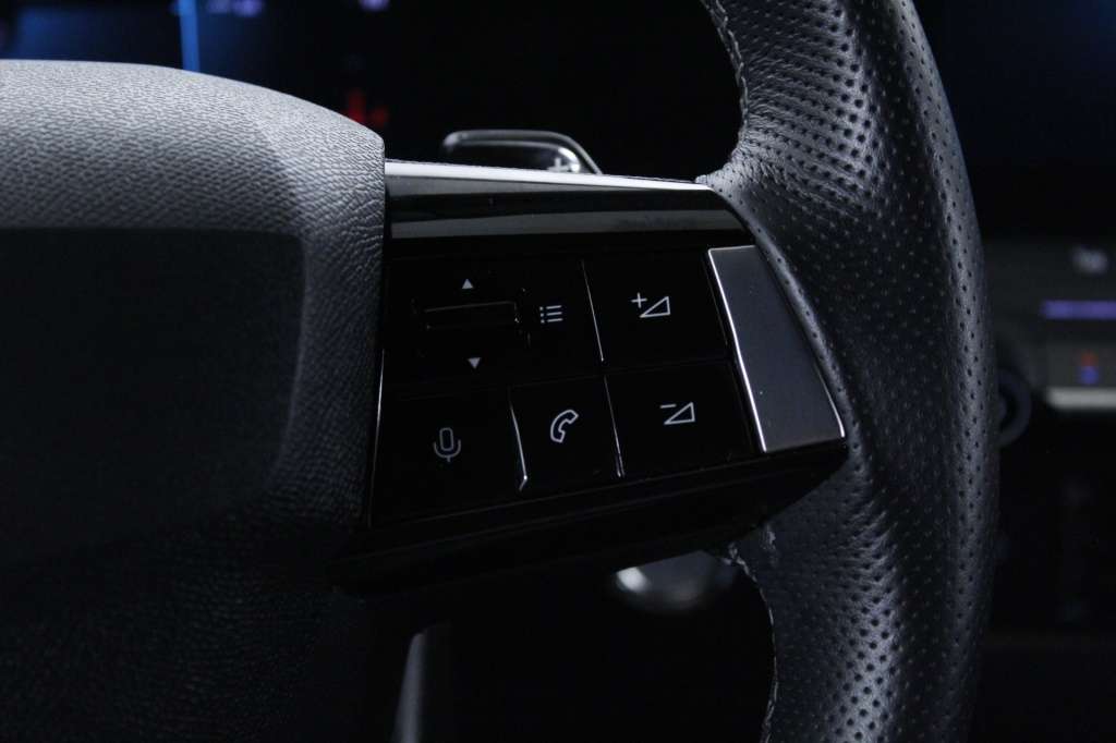 opel-astra-sport-tourer-2025-hibrido-1199cc