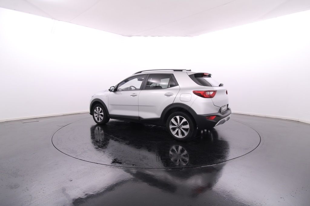 kia-stonic-2024-gasolina-1197cc