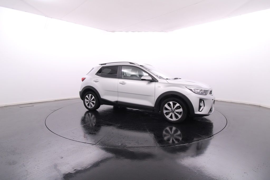 kia-stonic-2024-gasolina-1197cc