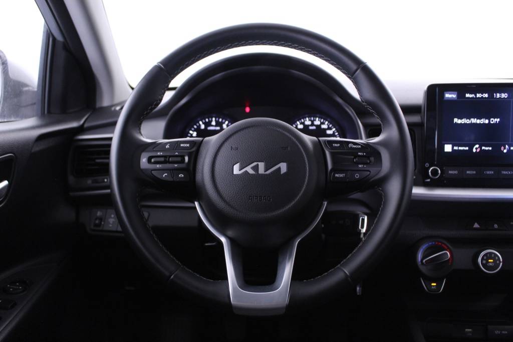 kia-stonic-2024-gasolina-1197cc