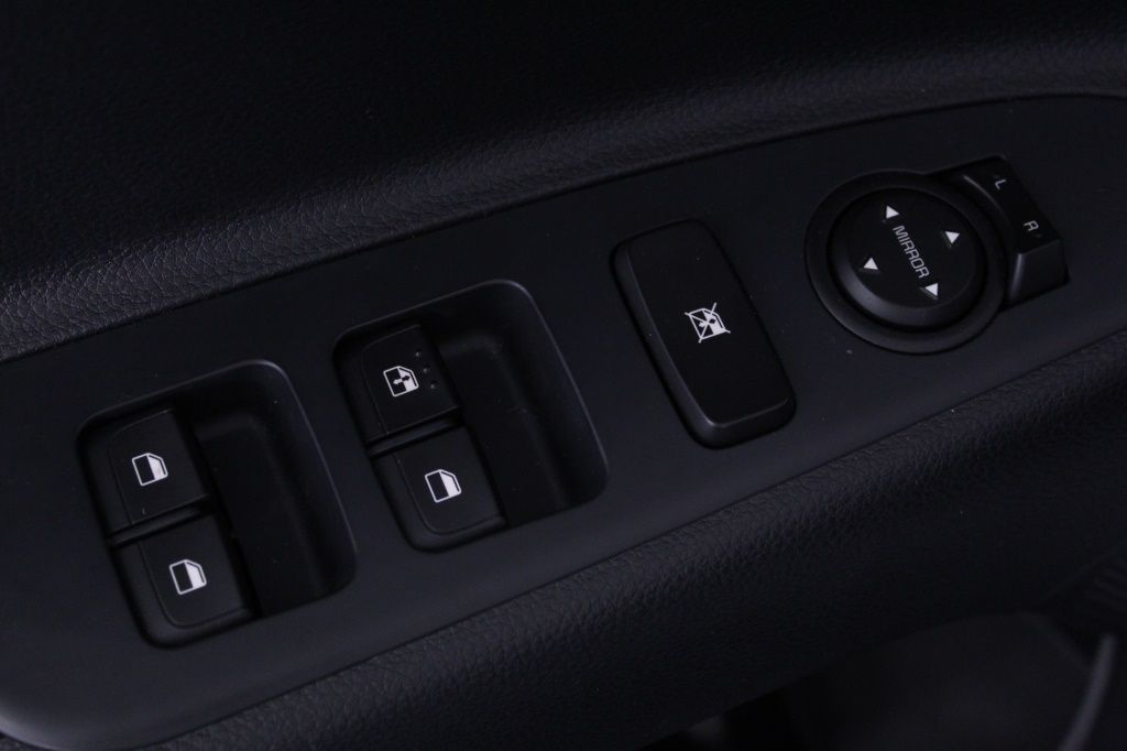 kia-stonic-2024-gasolina-1197cc