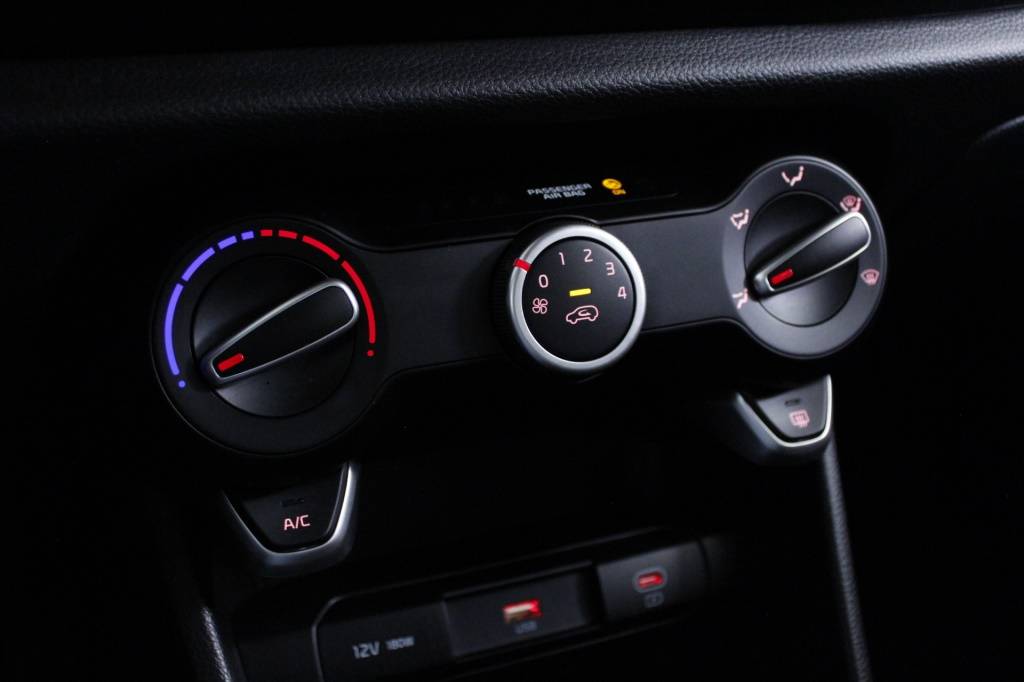 kia-picanto-2025-gasolina-998cc