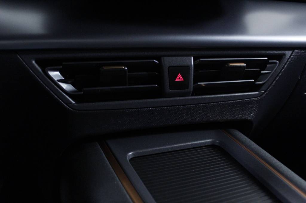 cupra-born-2024-eletrico-1cc