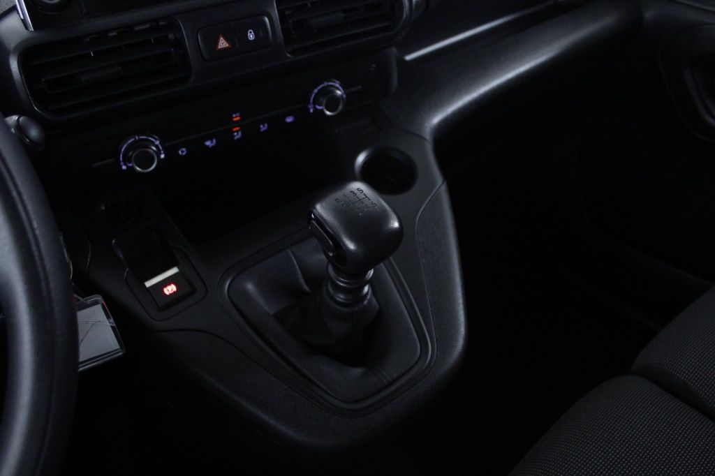 citroen-berlingo-2024-diesel-1499cc