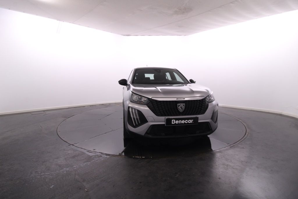 peugeot-2008-2024-gasolina-1199cc