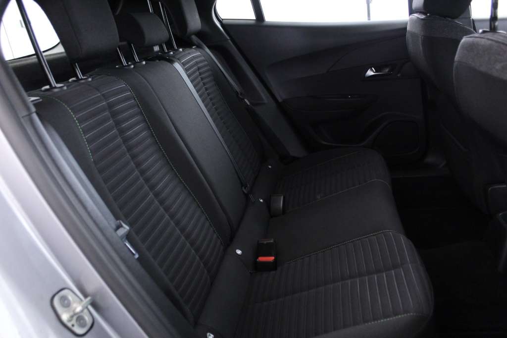 peugeot-2008-2024-gasolina-1199cc