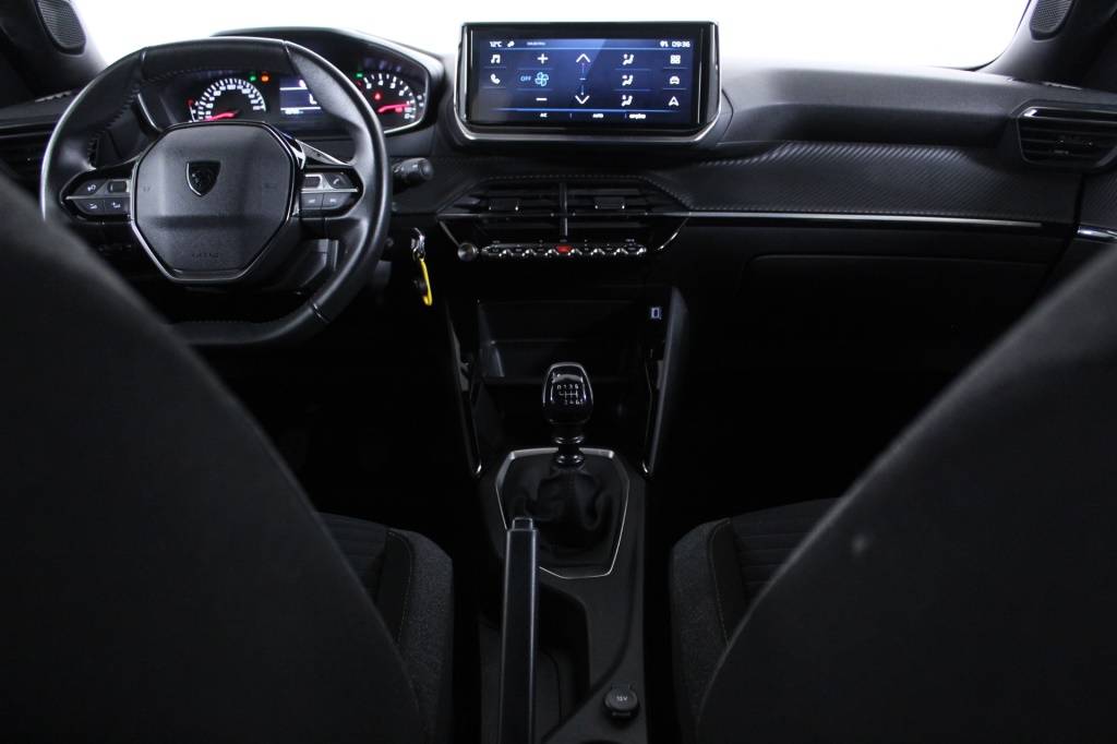 peugeot-2008-2024-gasolina-1199cc