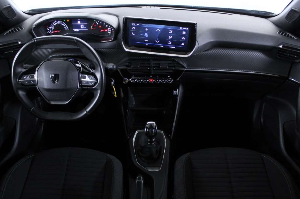 peugeot-2008-2024-gasolina-1199cc