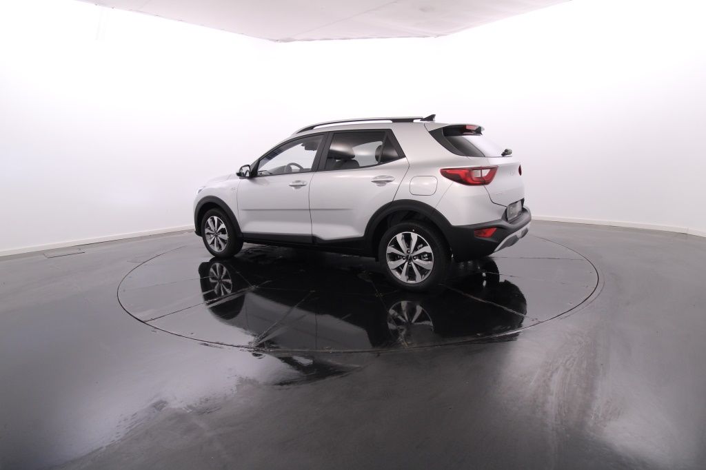 kia-stonic-2024-gasolina-1197cc